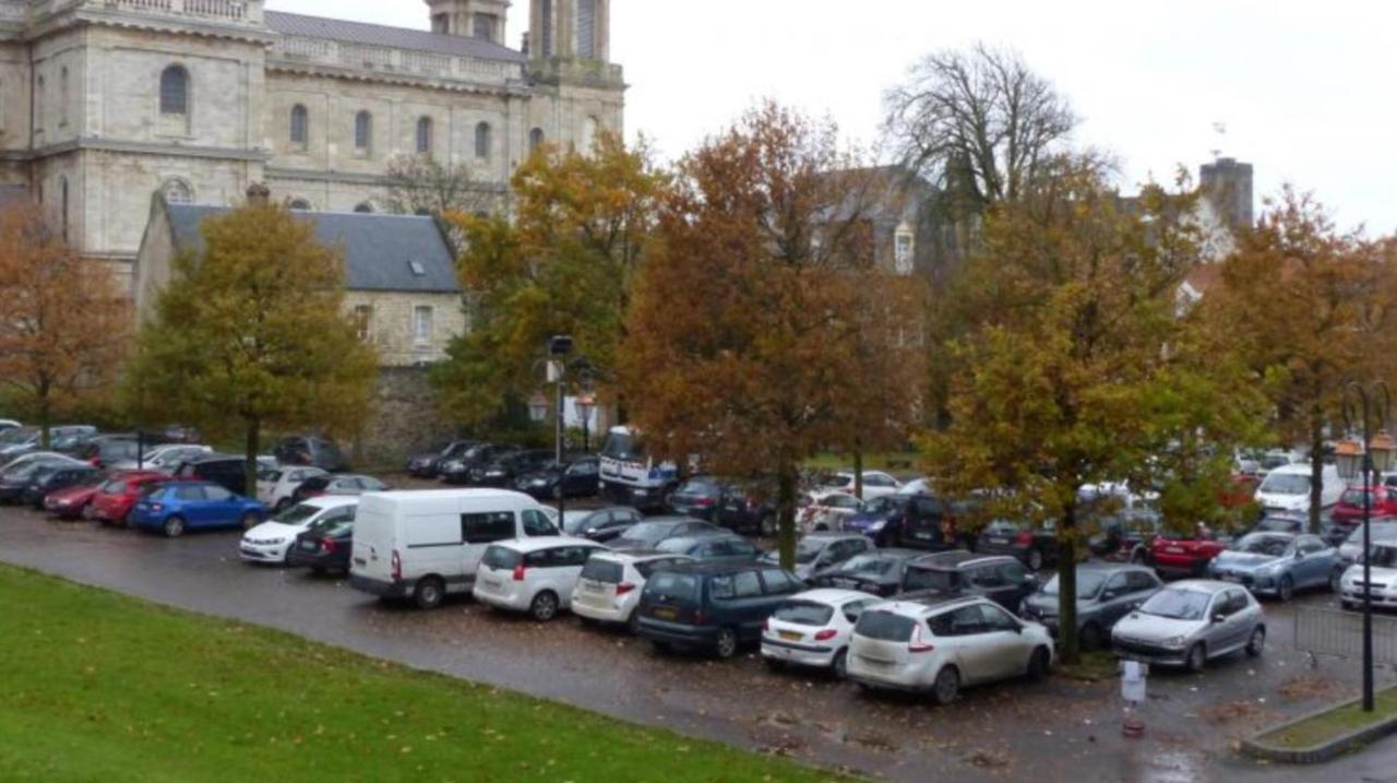 Studio 2 pers en vieille ville parking gratuit - by La Source d'OrFée Boulogne-sur-Mer Extérieur photo