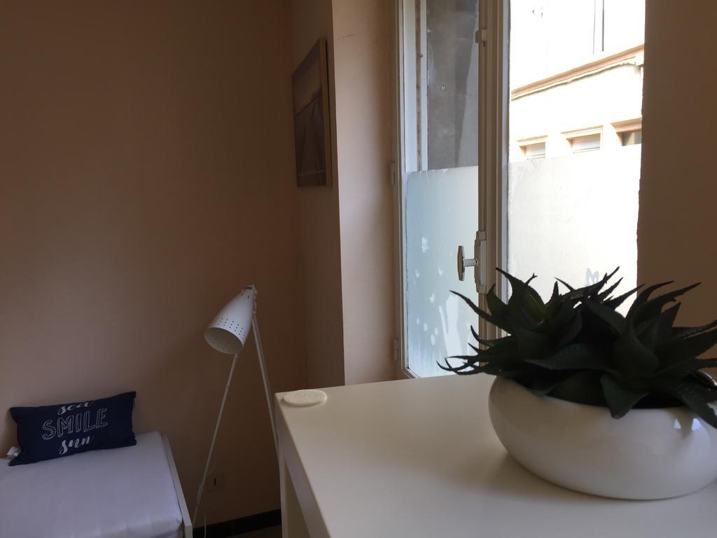 Studio 2 pers en vieille ville parking gratuit - by La Source d'OrFée Boulogne-sur-Mer Extérieur photo