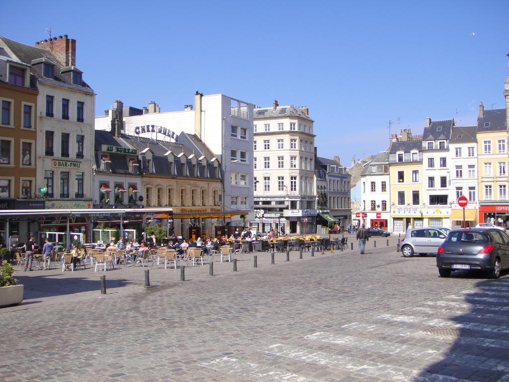 Studio 2 pers en vieille ville parking gratuit - by La Source d'OrFée Boulogne-sur-Mer Extérieur photo