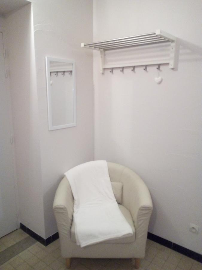 Studio 2 pers en vieille ville parking gratuit - by La Source d'OrFée Boulogne-sur-Mer Chambre photo