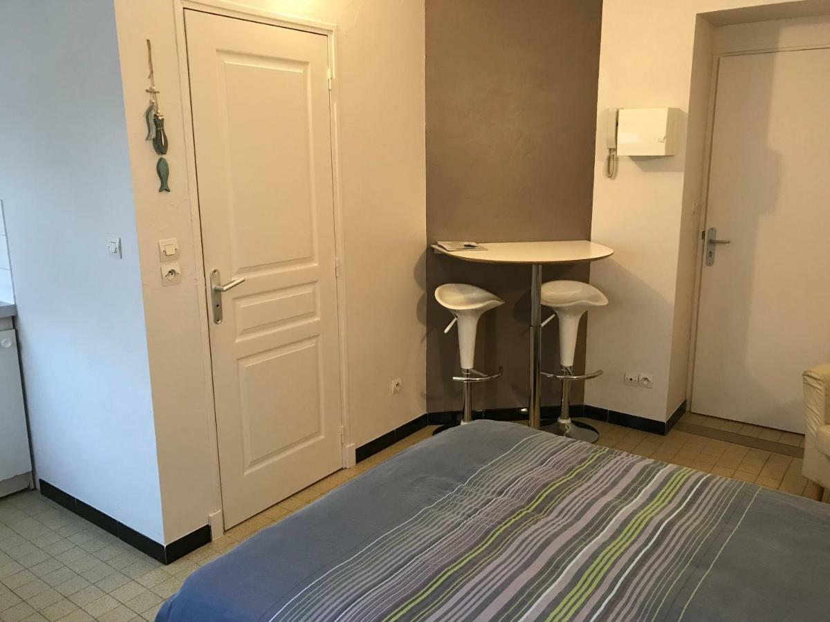 Studio 2 pers en vieille ville parking gratuit - by La Source d'OrFée Boulogne-sur-Mer Extérieur photo